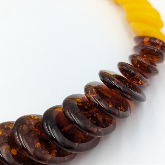 LARGE Graduated COGNAC & EGG YOLK Reconstituted AMBER DISCS RUNWAY NECKLACE 23" - Picture 7 of 15